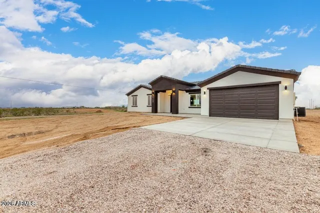 $424,500 | 5708 North 381st Drive, Tonopah, AZ 85354