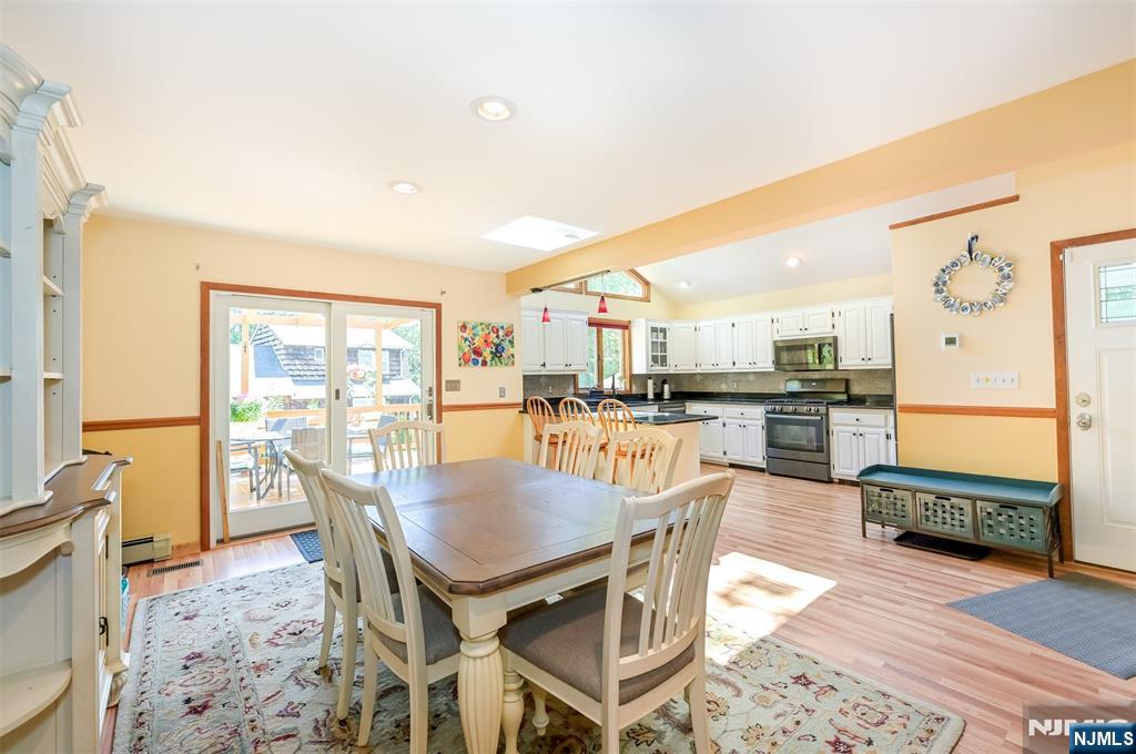 64 Ridge Avenue Park Ridge, NJ 07656 - Photo 10 of 32