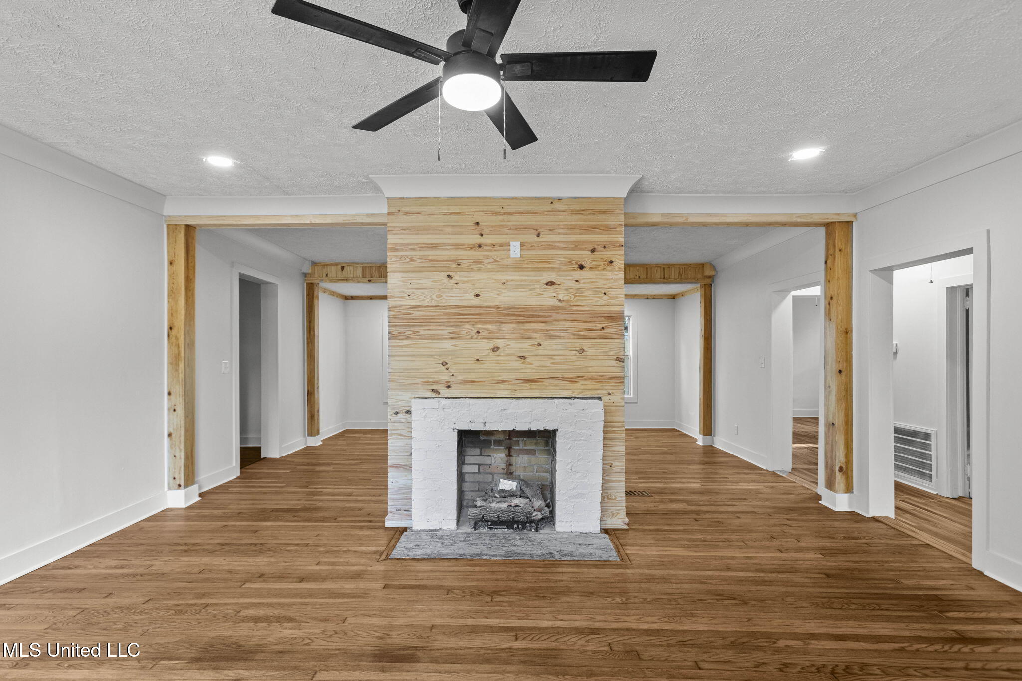 4098 Pine Hill Drive Jackson, MS 39206 - Photo 6 of 38 IMG_4739