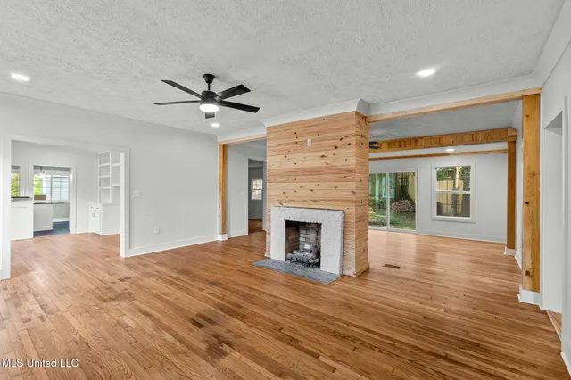 $299,000 | 4098 Pine Hill Drive, Jackson, MS 39206