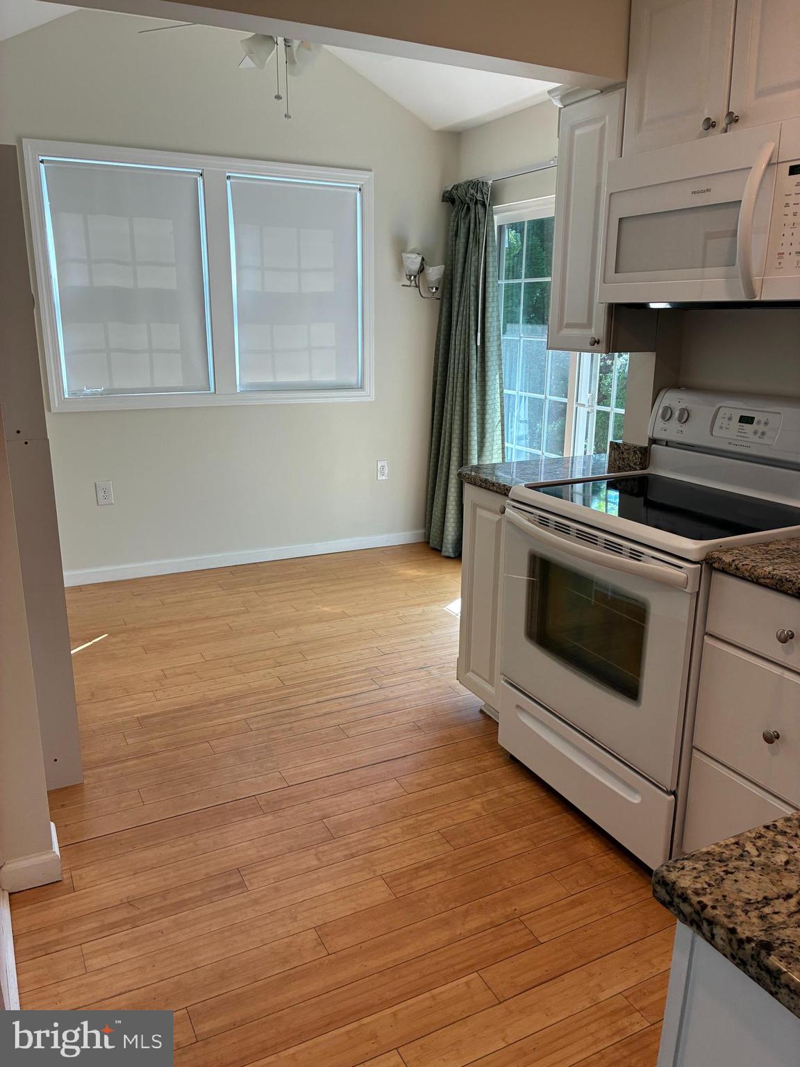 101 Crestmont Terrace Mount Laurel, NJ 08054 - Photo 6 of 18 Kitchen with view to Dining Area