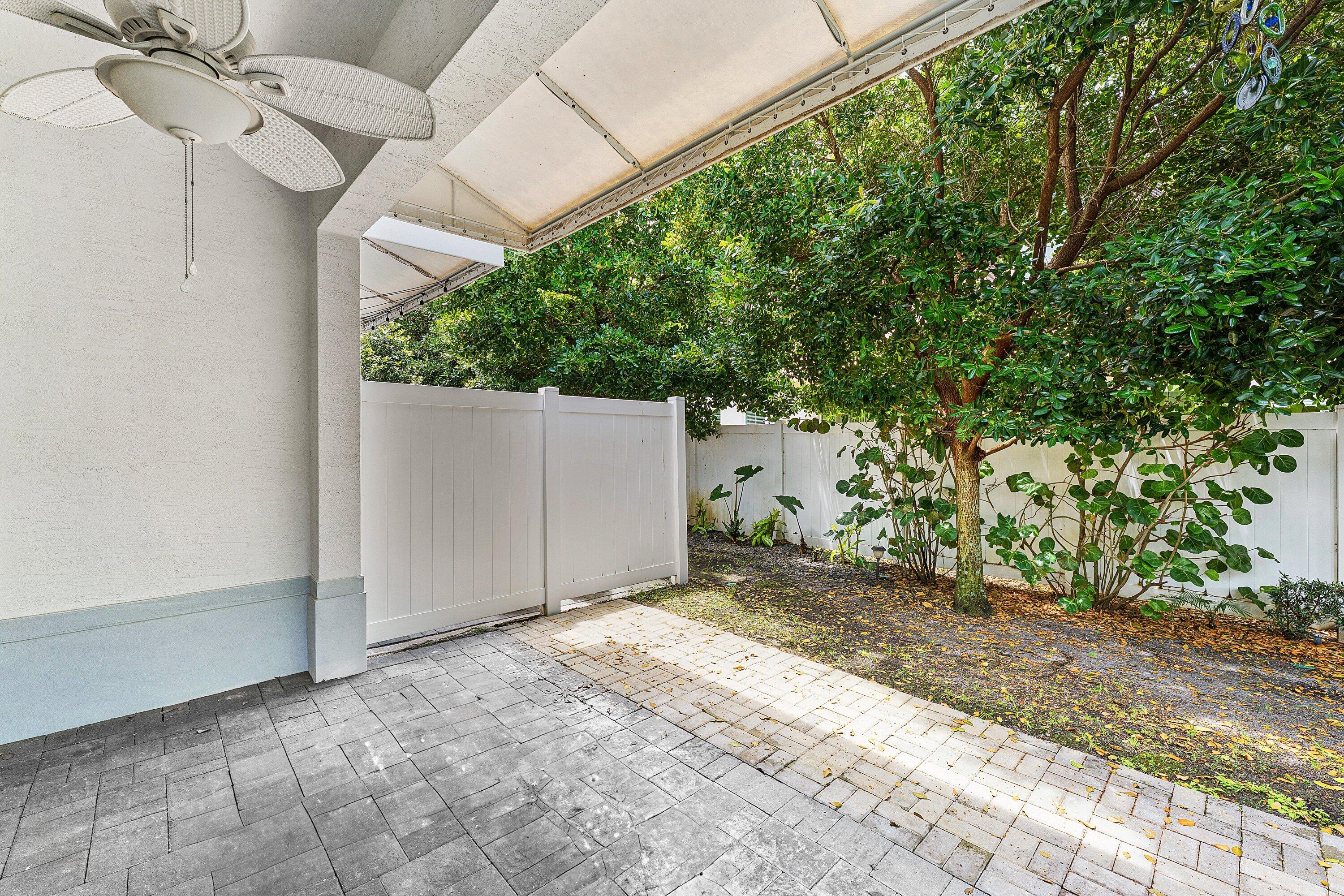 4821 Pointe Midtown Road Palm Beach Gardens, FL 33418 - Photo 28 of 34 Very Private Covered Patio