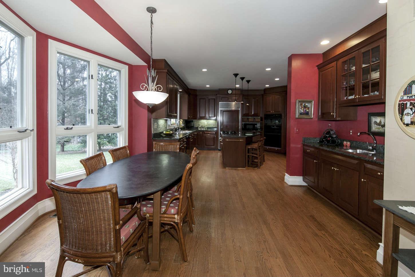 8726 Brook Road McLean, VA 22102 - Photo 11 of 30 Breakfast Area