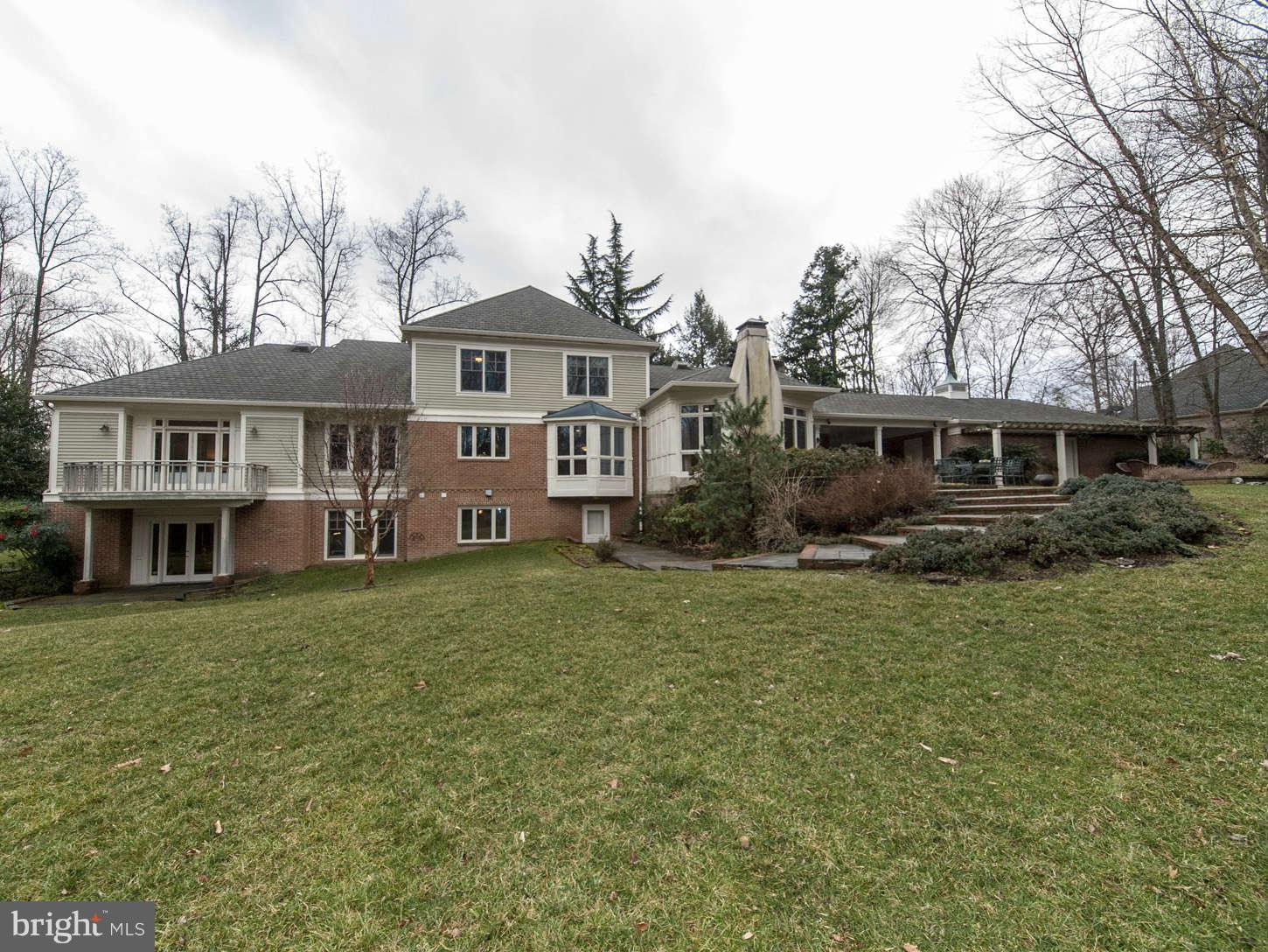 8726 Brook Road McLean, VA 22102 - Photo 28 of 30 Backyard