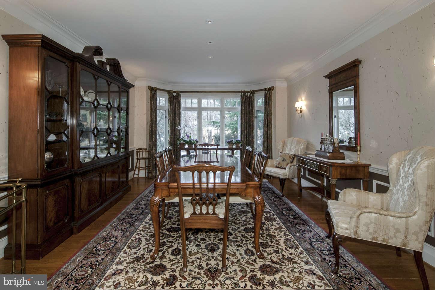 8726 Brook Road McLean, VA 22102 - Photo 5 of 30 Dining Room