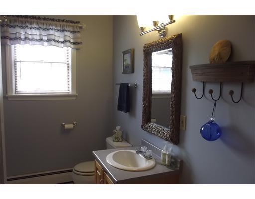 3580 Middle Road Sidney, ME 04330 - Photo 12 of 25 Bathroom.