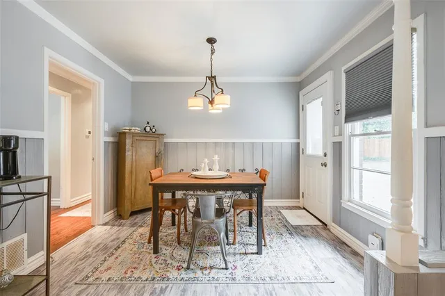 $284,000 | 2400 Nottingham Boulevard, Fort Worth, TX 76112