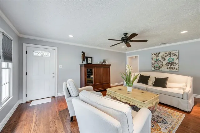 $284,000 | 2400 Nottingham Boulevard, Fort Worth, TX 76112