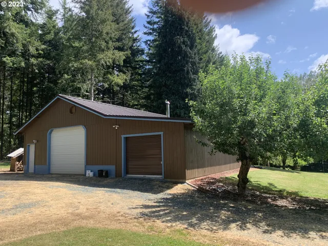 $574,500 | 711 Ave H, Powers, OR 97466