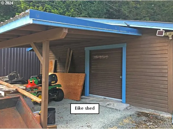 $574,500 | 711 Ave H, Powers, OR 97466