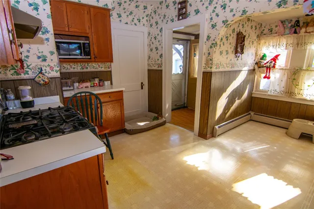 $125,000 | 2406 North Street, Endicott, NY 13760