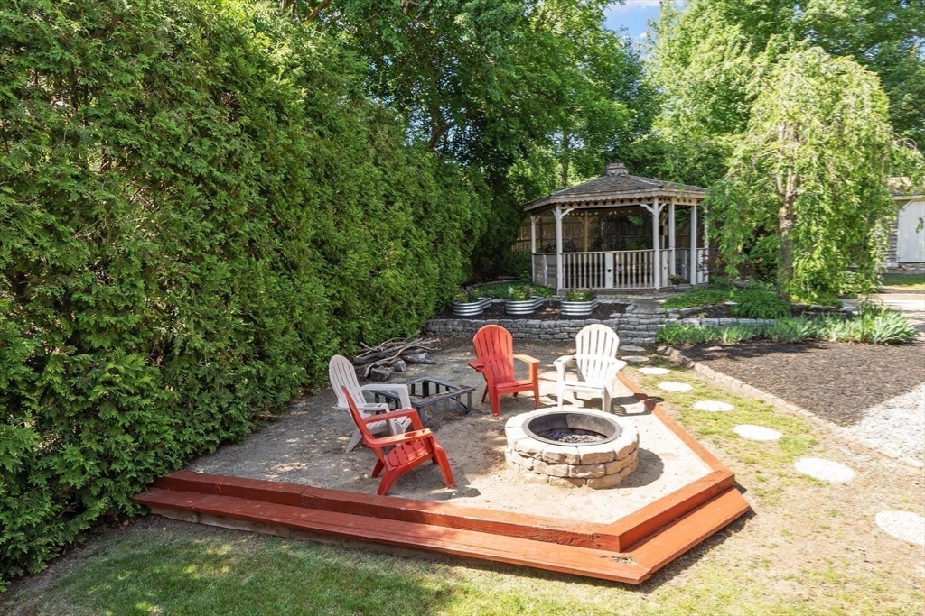 89 Stony Brook Road Raynham, MA 02767 - Photo 20 of 23