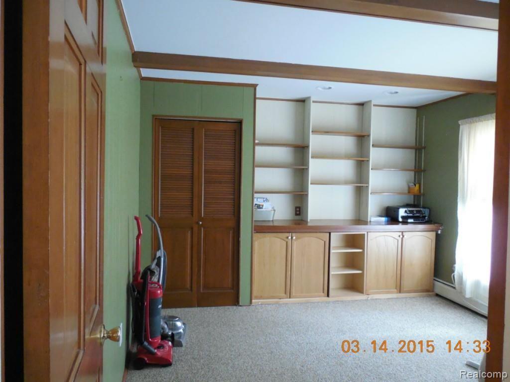 29064 Raleigh Road Farmington Hills, MI 48336 - Photo 4 of 16