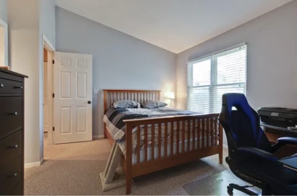 118 Bedford Road Mundelein, IL 60060 - Photo 10 of 14