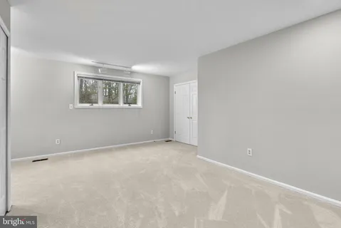 $950,000 | 419 Watts Branch Parkway, Potomac, MD 20854