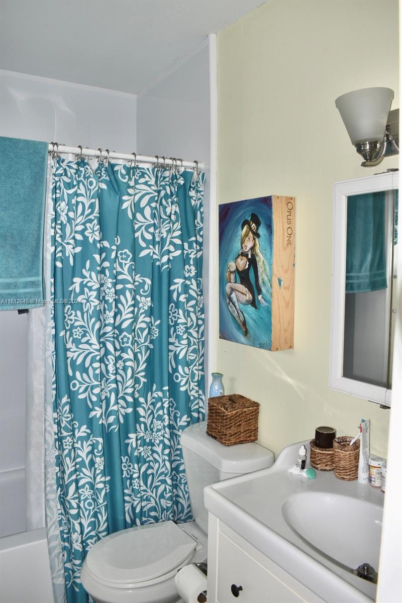 5300 Washington Street, Unit D309 Hollywood, FL 33021 - Photo 11 of 29