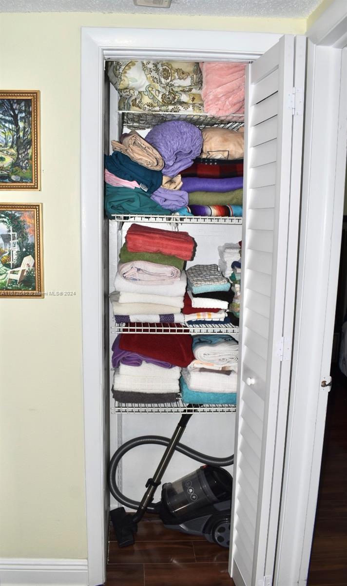 5300 Washington Street, Unit D309 Hollywood, FL 33021 - Photo 12 of 29