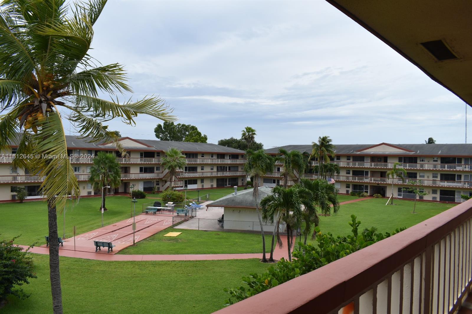 5300 Washington Street, Unit D309 Hollywood, FL 33021 - Photo 22 of 29