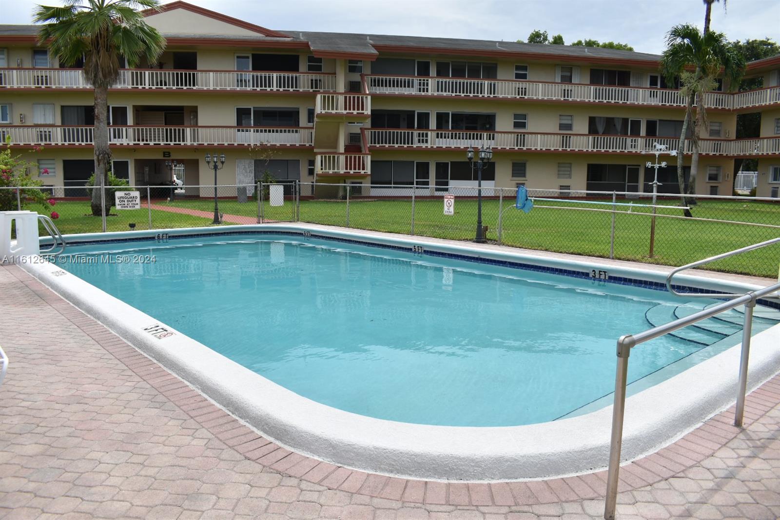 5300 Washington Street, Unit D309 Hollywood, FL 33021 - Photo 27 of 29