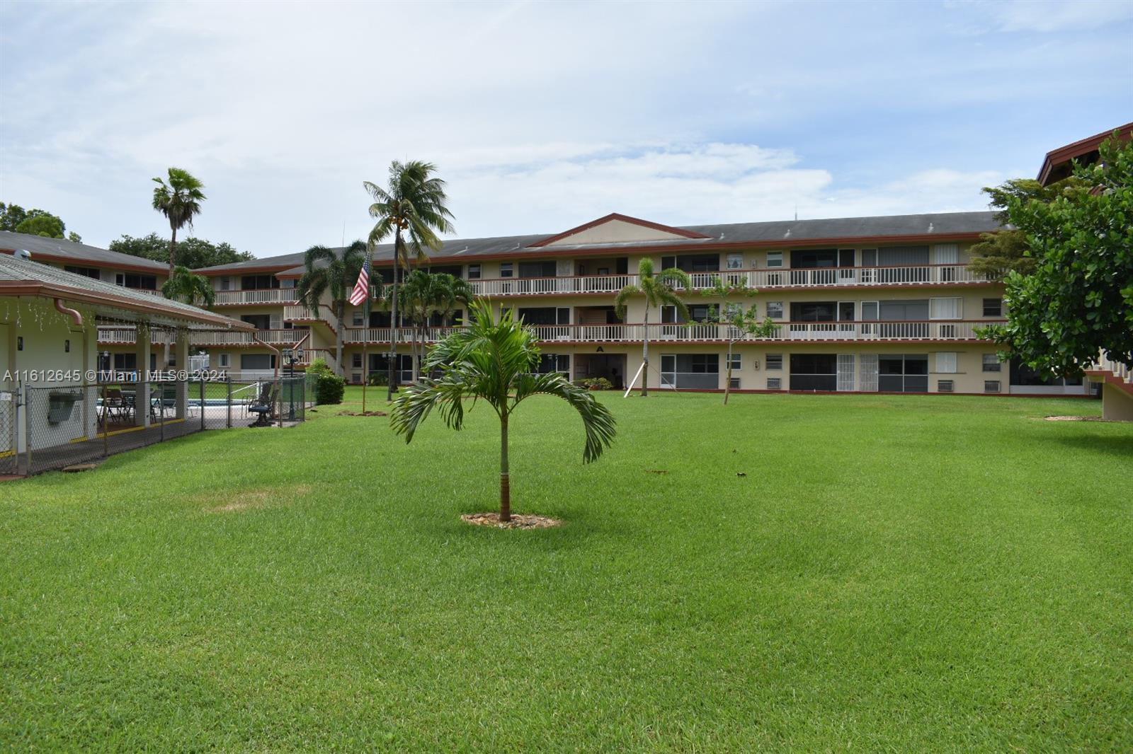 5300 Washington Street, Unit D309 Hollywood, FL 33021 - Photo 28 of 29