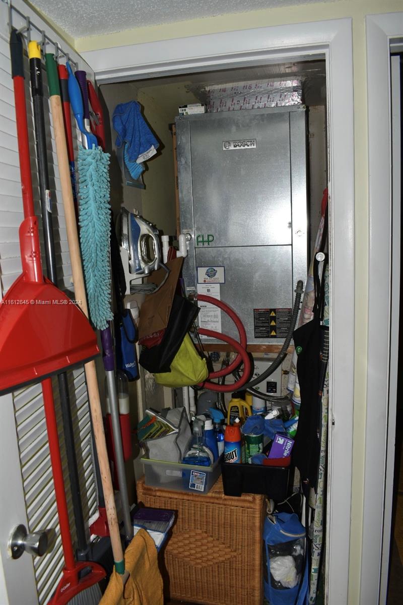 5300 Washington Street, Unit D309 Hollywood, FL 33021 - Photo 8 of 29