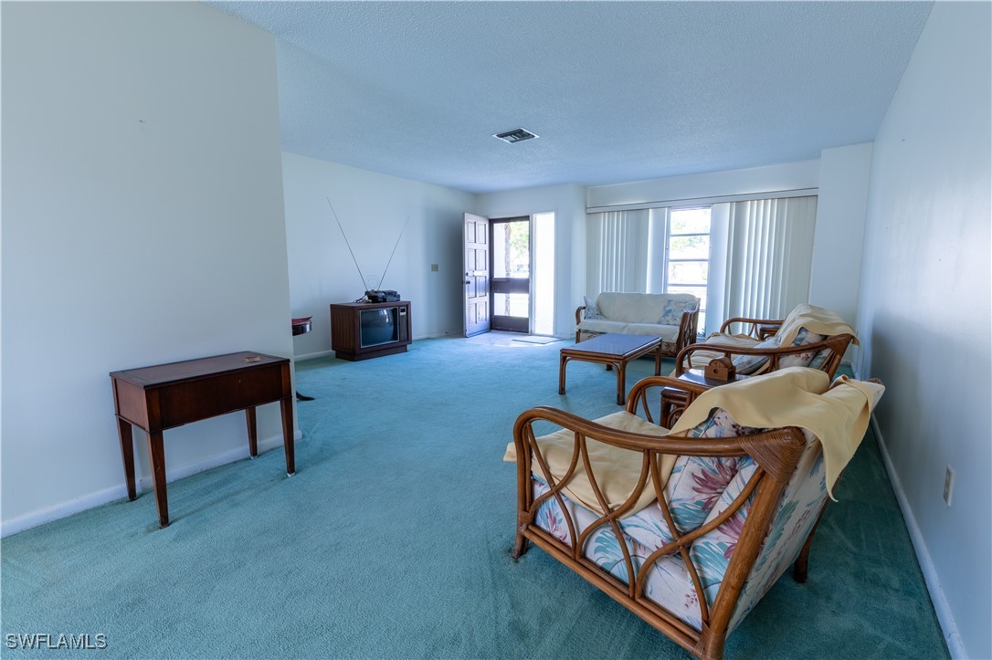 4646 Palm Tree Boulevard Cape Coral, FL 33904 - Photo 11 of 36