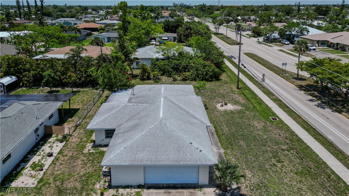 4646 Palm Tree Boulevard Cape Coral, FL 33904 - Photo 35 of 36 an aerial view of residential houses with outdoor space