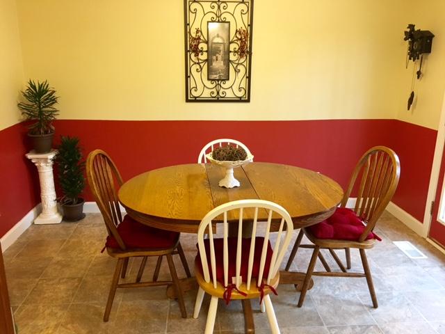 2437 Chukar Road Knoxville, TN 37923 - Photo 13 of 39 Eat in kitchen
