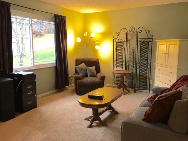 2437 Chukar Road Knoxville, TN 37923 - Photo 8 of 39 Living Room