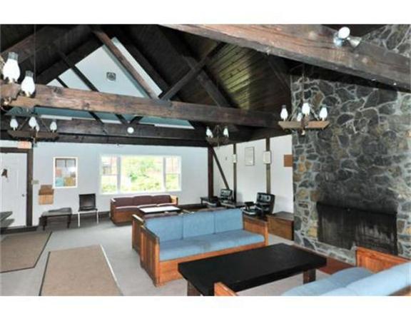 7 Pierce Road, Unit 7 Watertown, MA 02472 - Photo 13 of 15 Gallery Image 13
