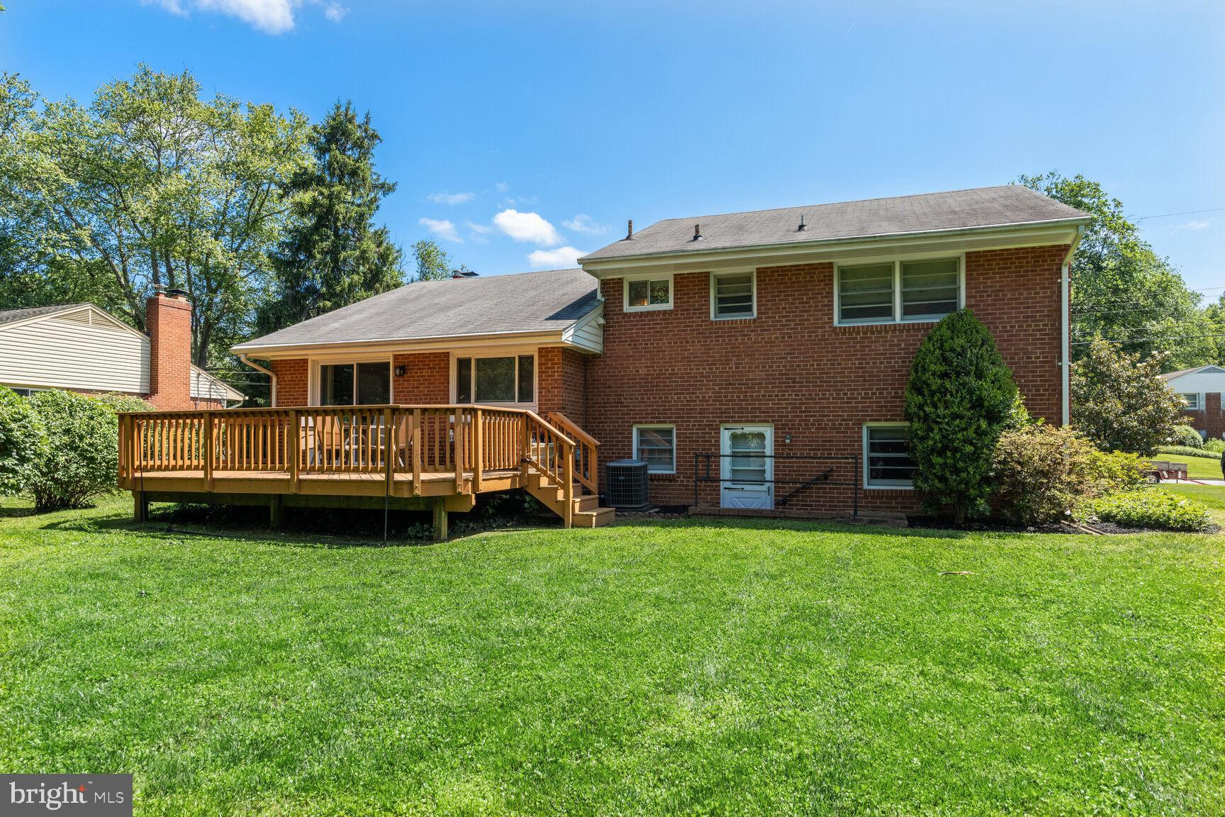 7011 Hector Road McLean, VA 22101 - Photo 19 of 20 a view of house with a big yard