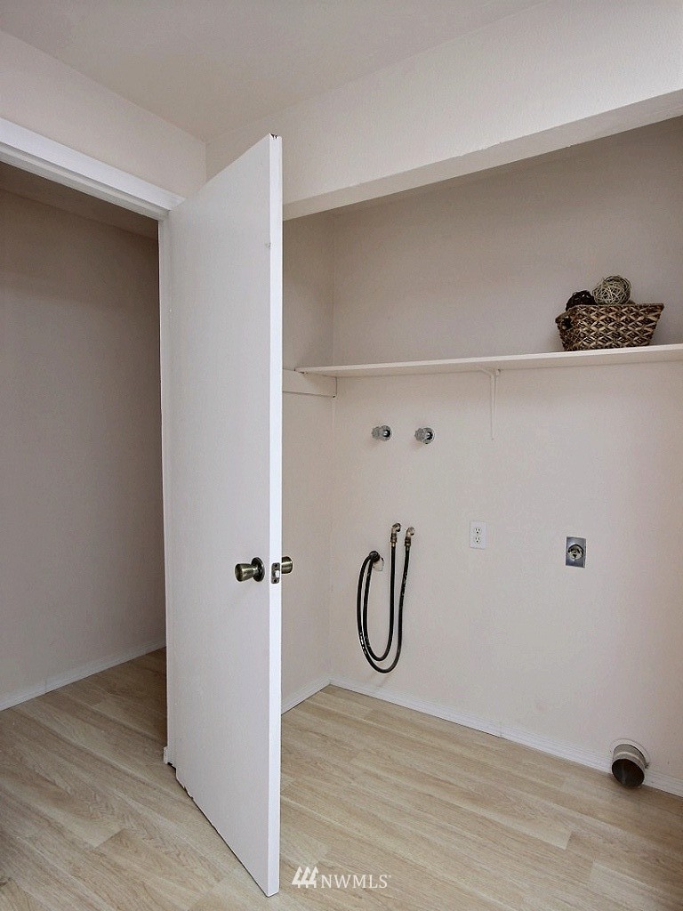 13645 144th Avenue Southeast Renton, WA 98059 - Photo 11 of 24