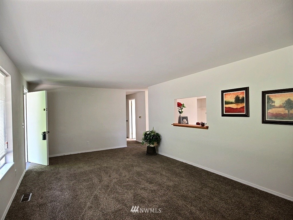 13645 144th Avenue Southeast Renton, WA 98059 - Photo 13 of 24