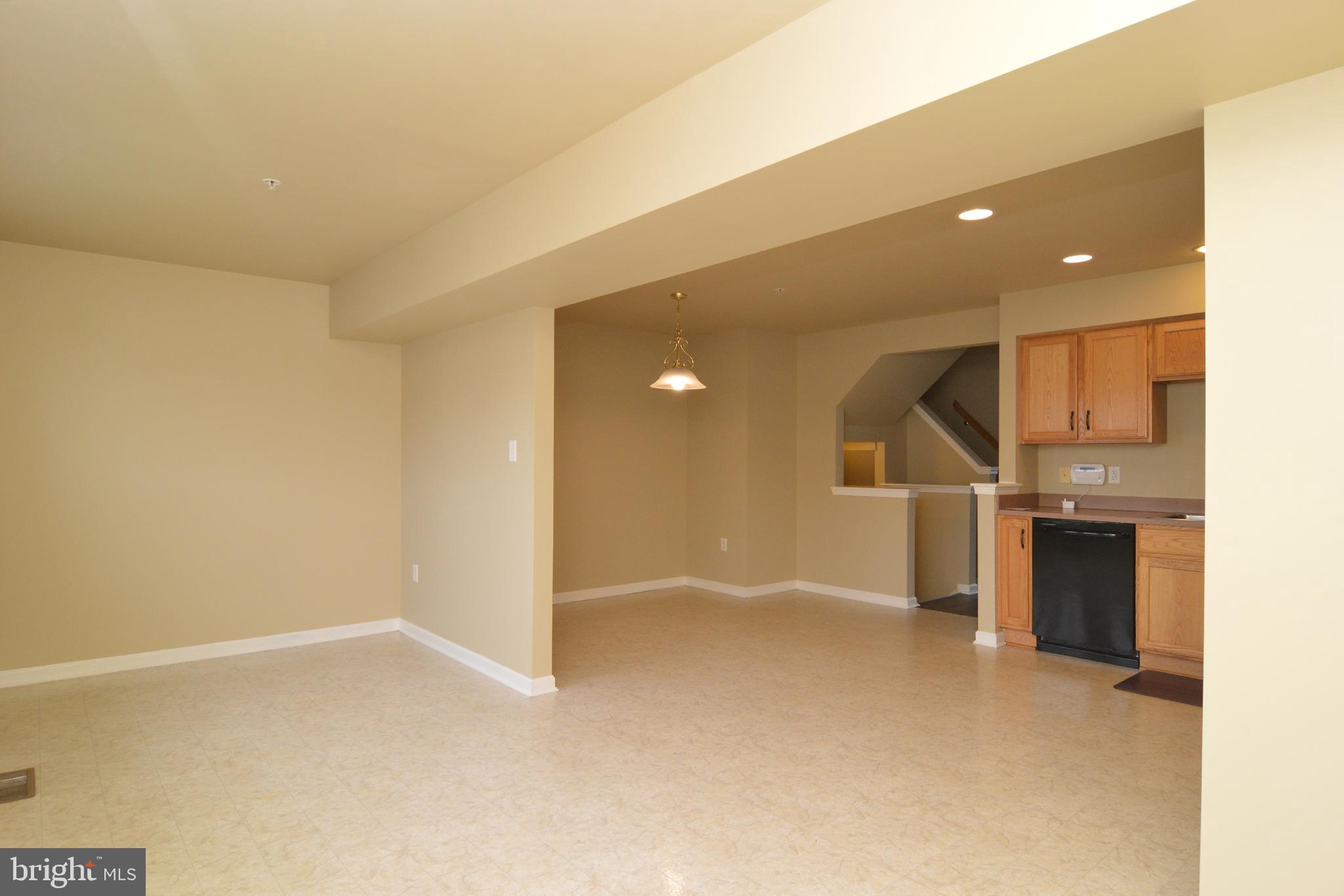 3001 Orchard View Road Reading, PA 19606 - Photo 12 of 39