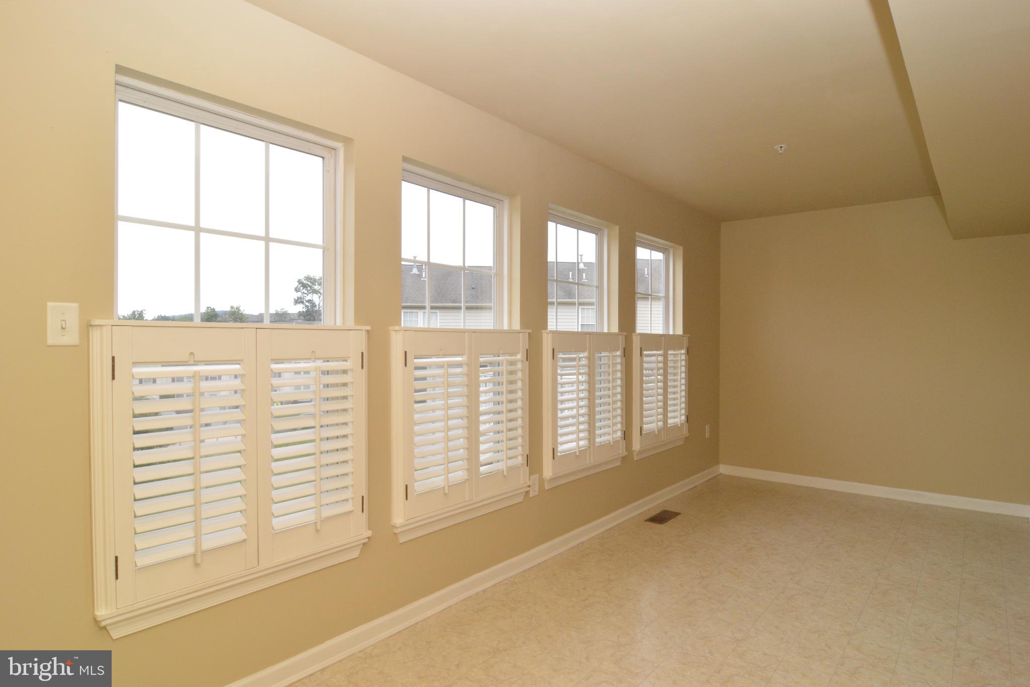 3001 Orchard View Road Reading, PA 19606 - Photo 16 of 39