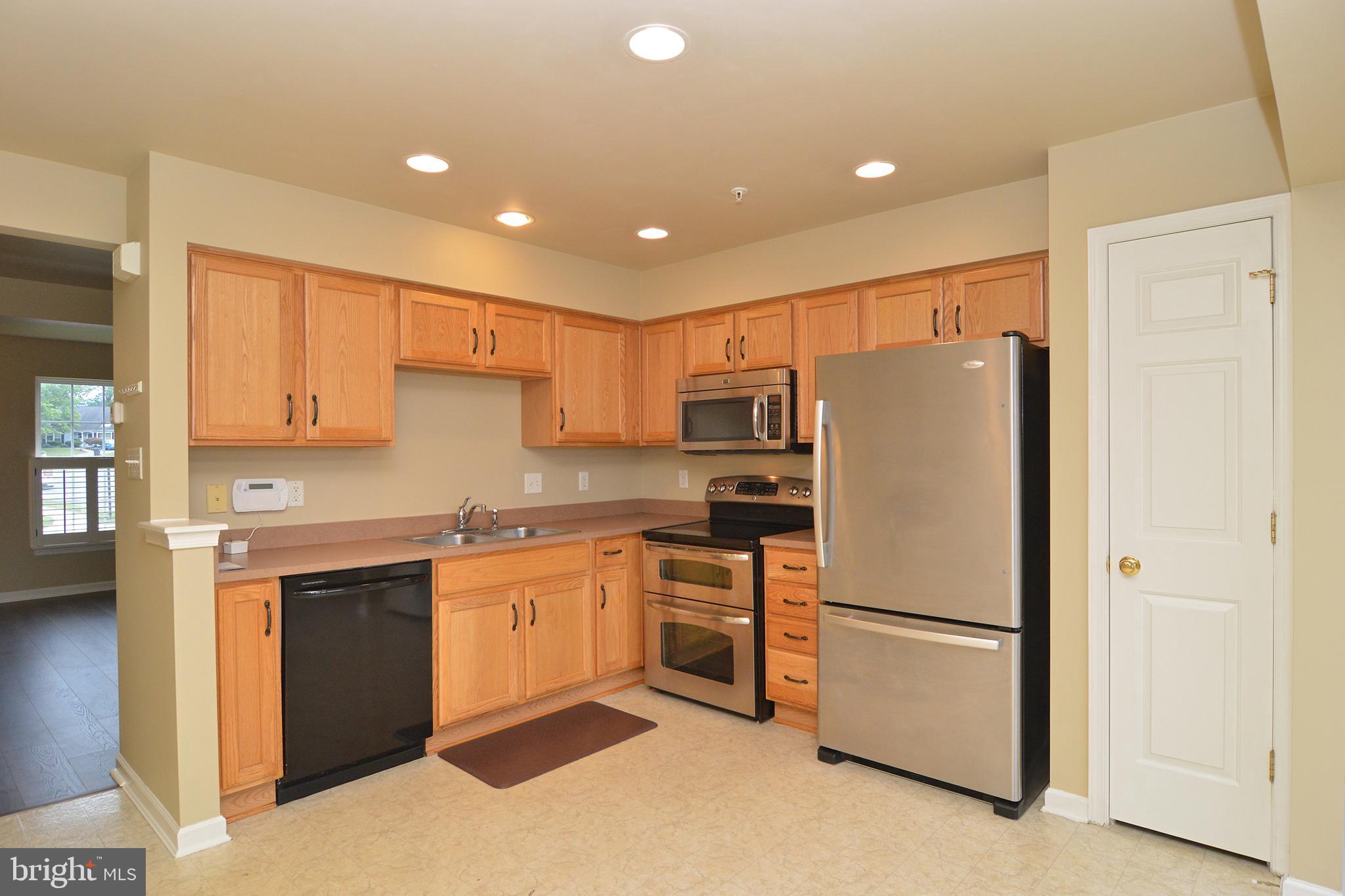 3001 Orchard View Road Reading, PA 19606 - Photo 7 of 39