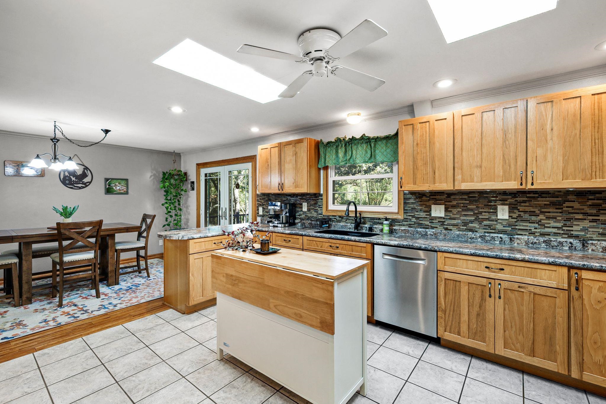 6156 Barman Road Waunakee, WI 53597 - Photo 10 of 45 Gallery Image 10