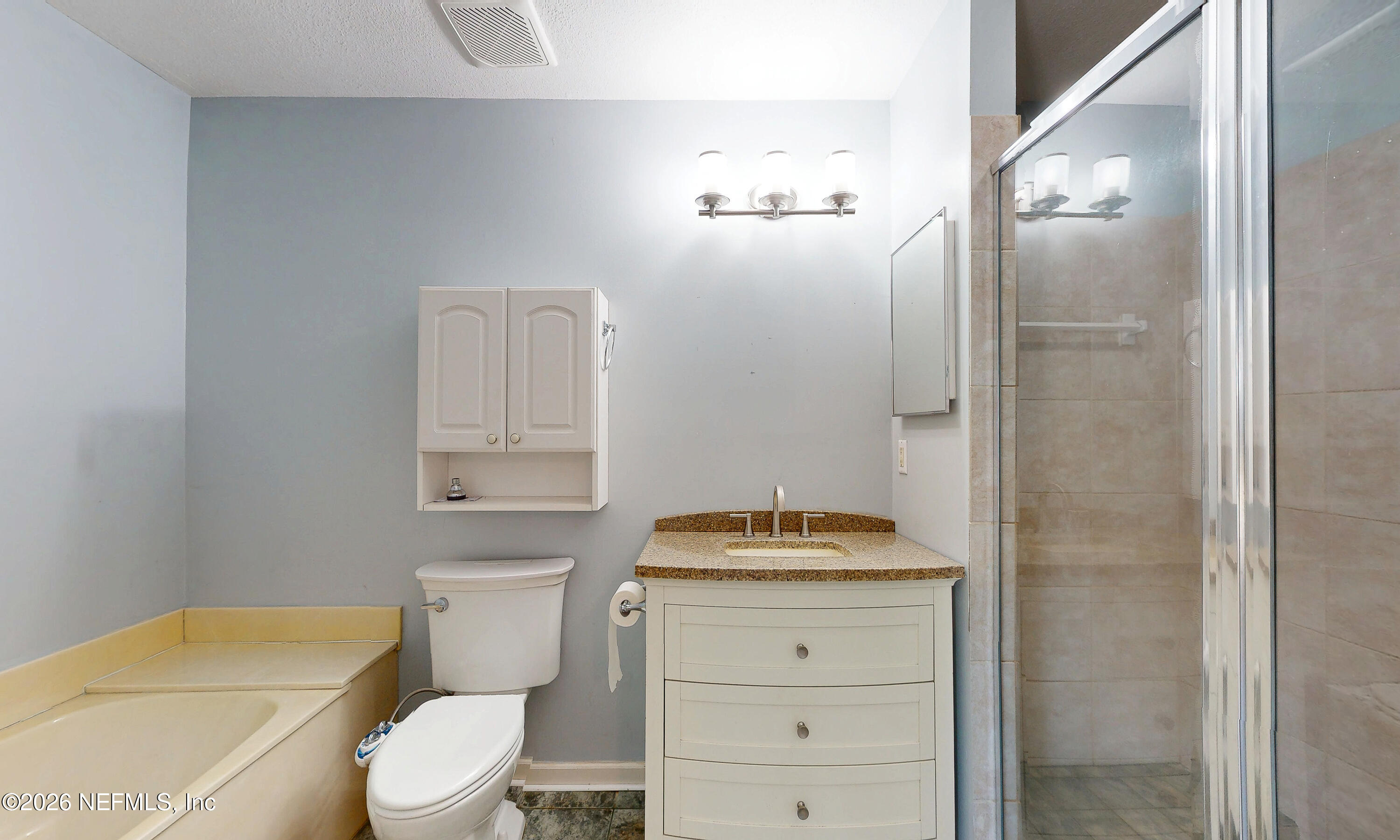 55592 Deer Run Road Callahan, FL 32011 - Photo 13 of 37 Bath Primary a