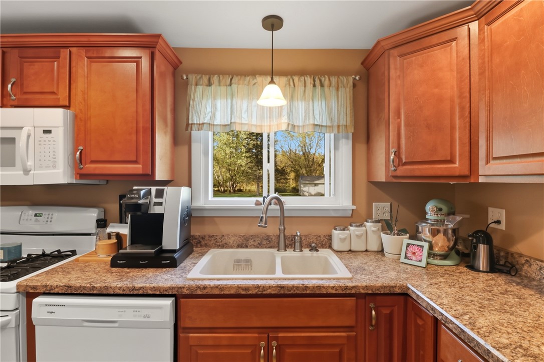 11955 River Road Corning, NY 14830 - Photo 9 of 50