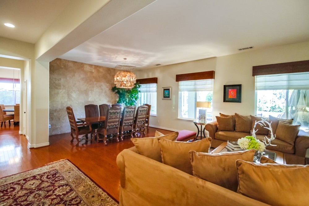 1813 Lagrange Road Chula Vista, CA 91913 - Photo 4 of 25 Gallery Image 4