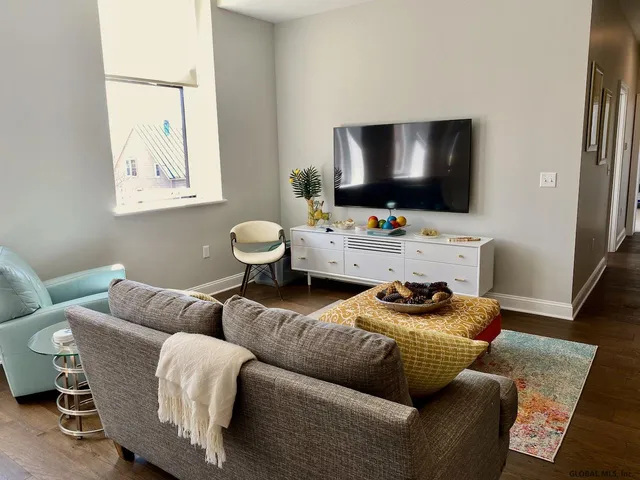 $16,000 | 77 Van Dam Street, Unit 302, Saratoga Springs, NY 12866