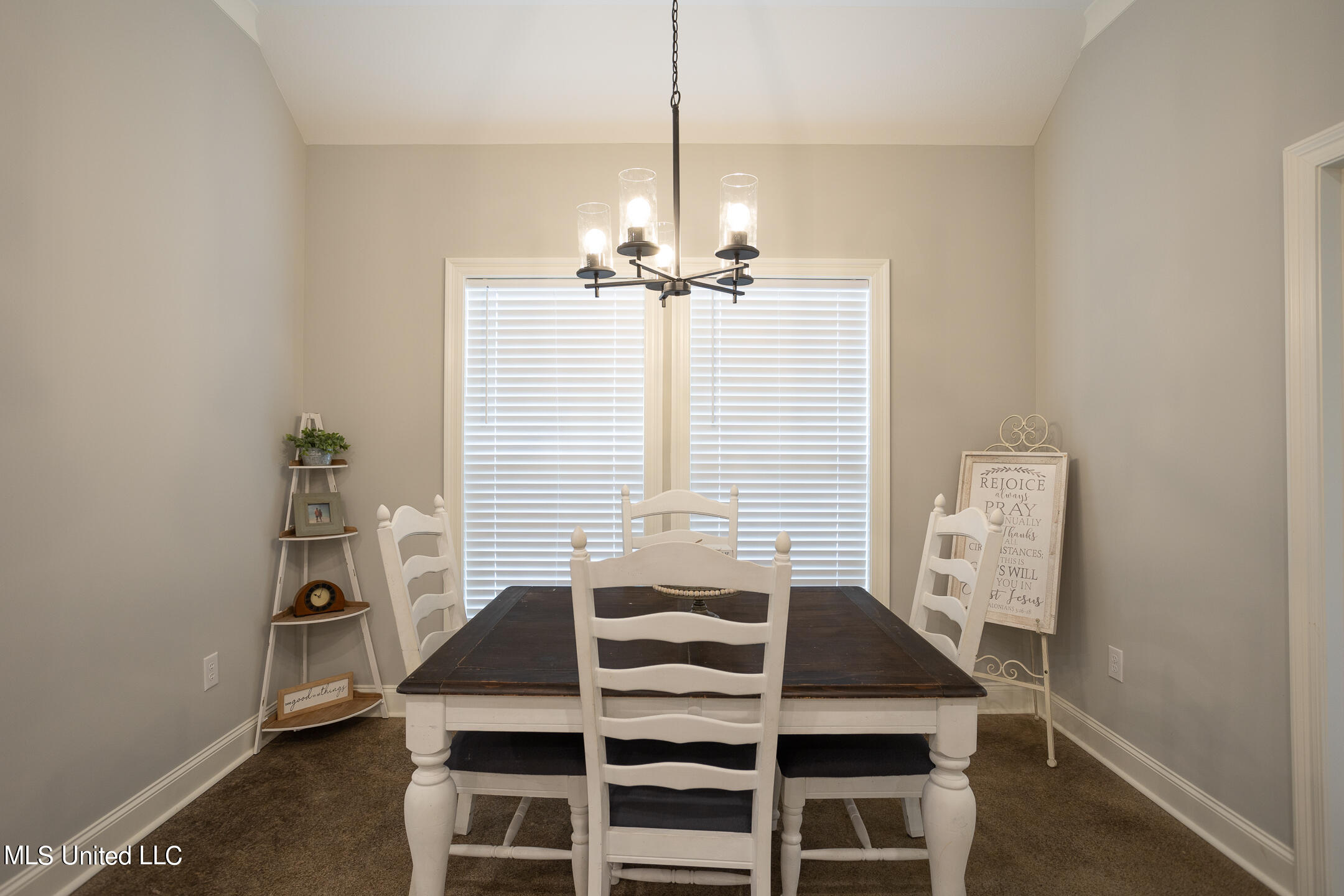 317 River Ridge Court Pearl, MS 39208 - Photo 5 of 17 317 River Ridge Blvd-7