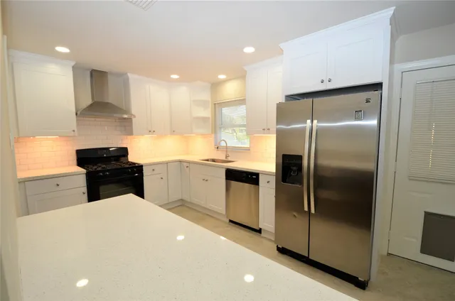 $2,000 | 1945 Coulcrest Drive, Houston, TX 77055