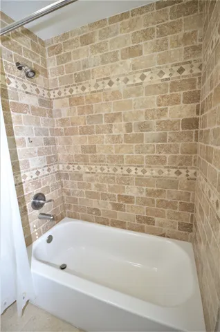 $2,000 | 1945 Coulcrest Drive, Houston, TX 77055