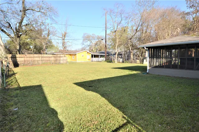 $2,000 | 1945 Coulcrest Drive, Houston, TX 77055