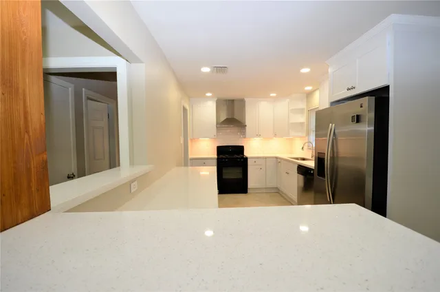 $2,000 | 1945 Coulcrest Drive, Houston, TX 77055