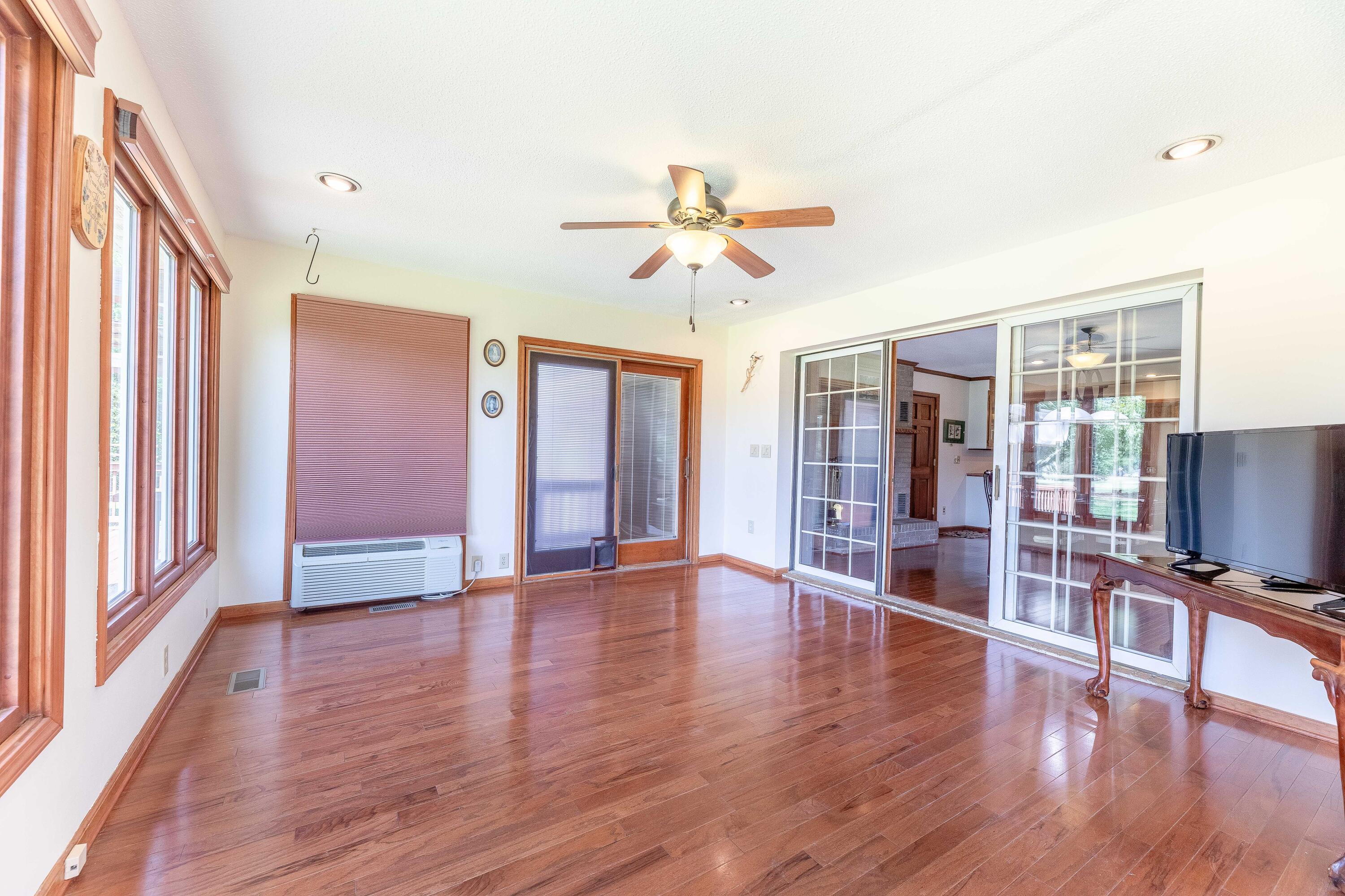 104 Cooper Drive Santee, SC 29142 - Photo 16 of 40 IMG_0150-HDR