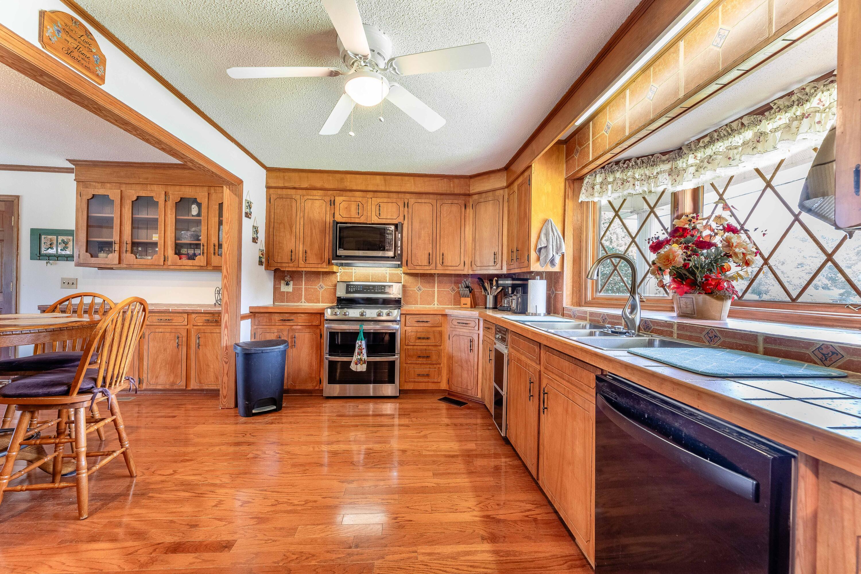 104 Cooper Drive Santee, SC 29142 - Photo 10 of 40 IMG_0101-HDR