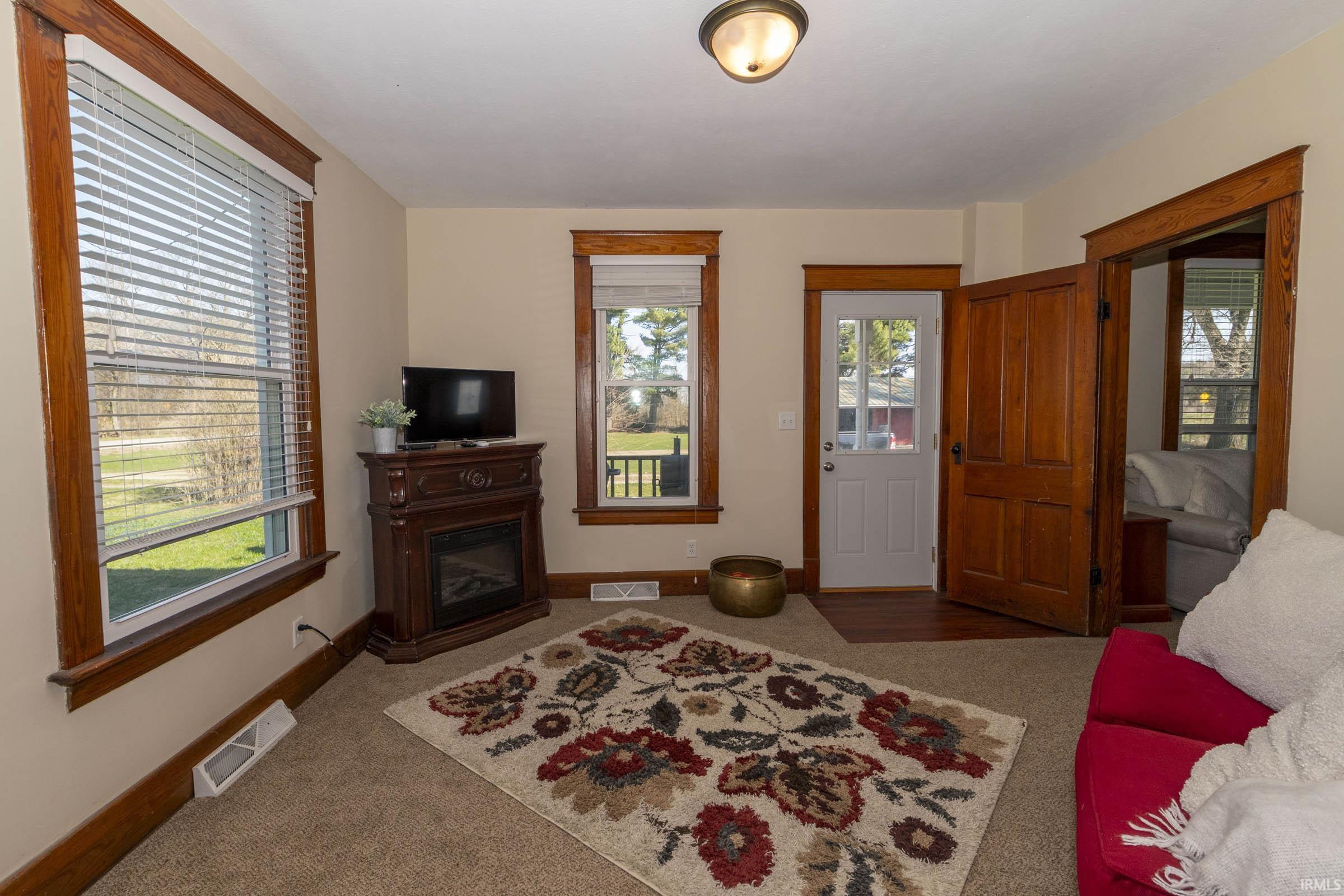 54230 Elm Road Mishawaka, IN 46545 - Photo 3 of 30 Gallery Image 3