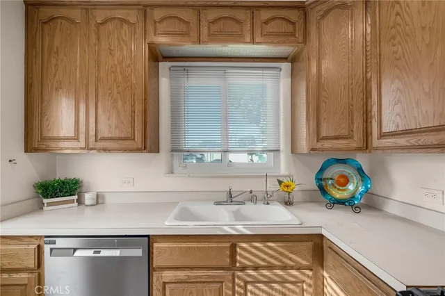 $835,000 | 158 East 230th Street, Carson, CA 90745